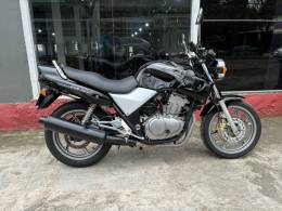 HONDA - CB 500 - 2002/2002 - Preta - R$ 19.000,00