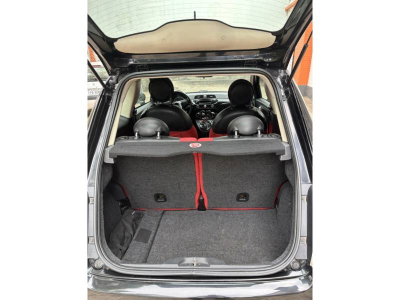 FIAT - 500 - 2011/2012 - Preta - R$ 42.000,00