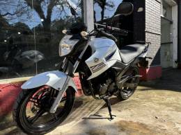 YAMAHA - FAZER - 2014/2014 - Branca - R$ 14.500,00