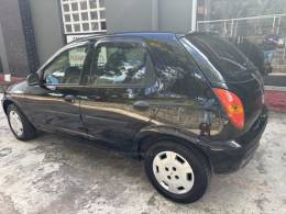 CHEVROLET - CELTA - 2002/2003 - Preta - R$ 17.800,00