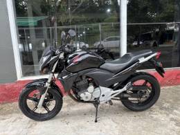 HONDA - CB 300R - 2010/2011 - Preta - R$ 12.500,00