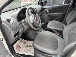 FIAT - PALIO - 2012/2013 - Branca - R$ 43.000,00