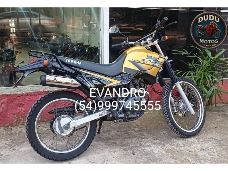 YAMAHA - XT - 2005/2005 - Dourada - R$ 14.900,00