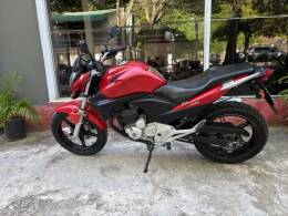 HONDA - CB 300R - 2009/2010 - Vermelha - R$ 12.500,00