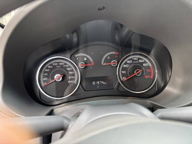 FIAT - PALIO - 2012/2013 - Branca - R$ 43.000,00