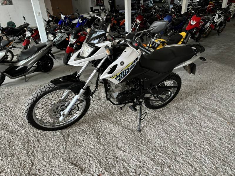 YAMAHA - XTZ 150 - 2020/2020 - Branca - R$ 16.800,00