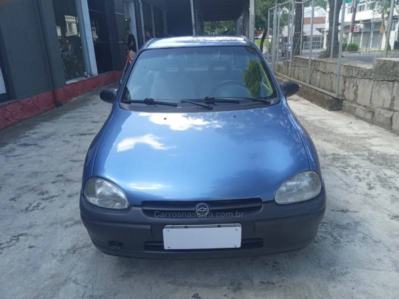 CHEVROLET - CORSA - 1995/1995 - Azul - R$ 16.000,00
