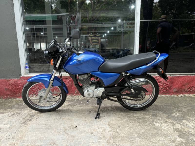 HONDA - CG 150 - 2005/2006 - Azul - R$ 8.000,00