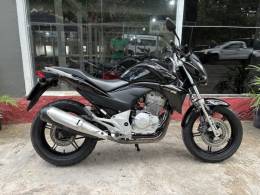 HONDA - CB 300R - 2014/2014 - Preta - R$ 15.700,00
