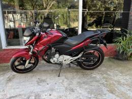 HONDA - CB 300R - 2013/2013 - Vermelha - R$ 14.900,00