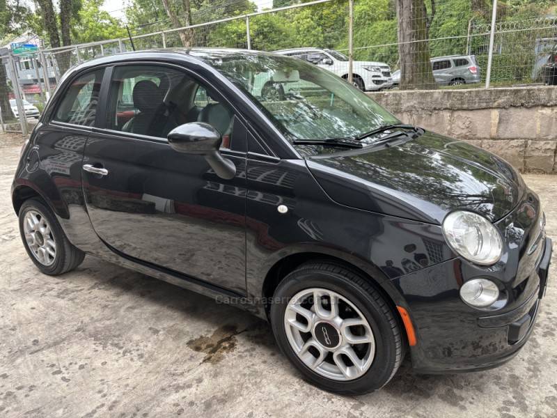 FIAT - 500 - 2011/2012 - Preta - R$ 42.000,00