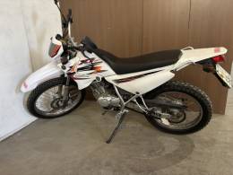 YAMAHA - XTZ 125 - 2004/2005 - Vermelha - R$ 9.200,00