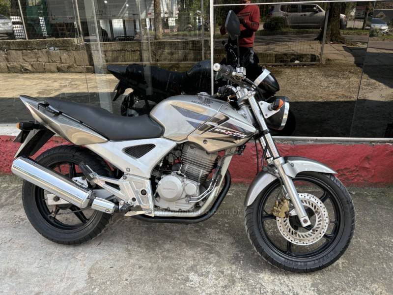 HONDA - CBX 250 TWISTER - 2007/2008 - Cinza - R$ 10.800,00