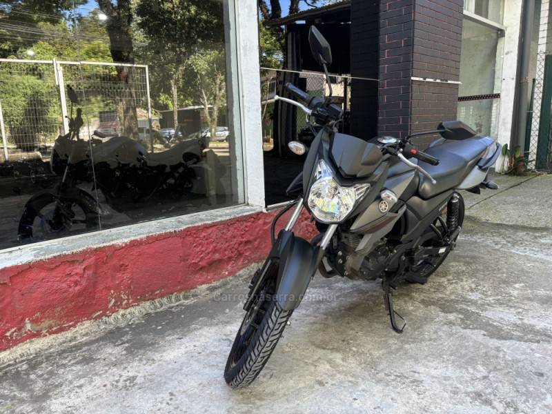 YAMAHA - FAZER - 2019/2020 - Preta - R$ 15.300,00