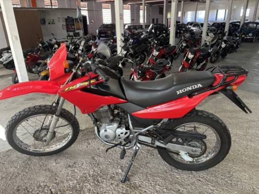 HONDA - NXR 150 - 2006/2007 - Vermelha - R$ 9.900,00