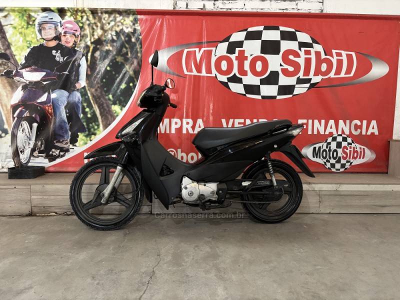 HONDA - BIZ 125 - 2005/2006 - Preta - R$ 7.800,00