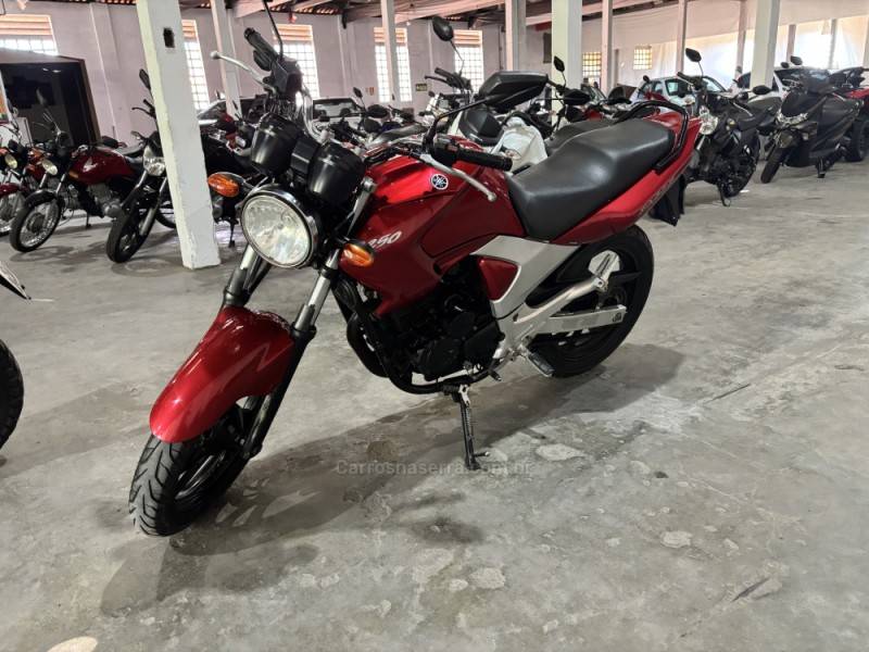 YAMAHA - FAZER - 2007/2008 - Vermelha - R$ 11.300,00