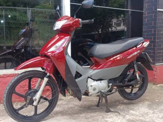 HONDA - BIZ 125 - 2008/2008 - Vermelha - R$ 8.400,00