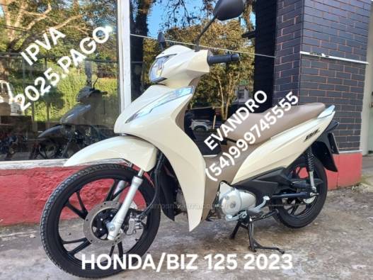 HONDA - BIZ 125 - 2023/2023 - Branca - R$ 16.900,00